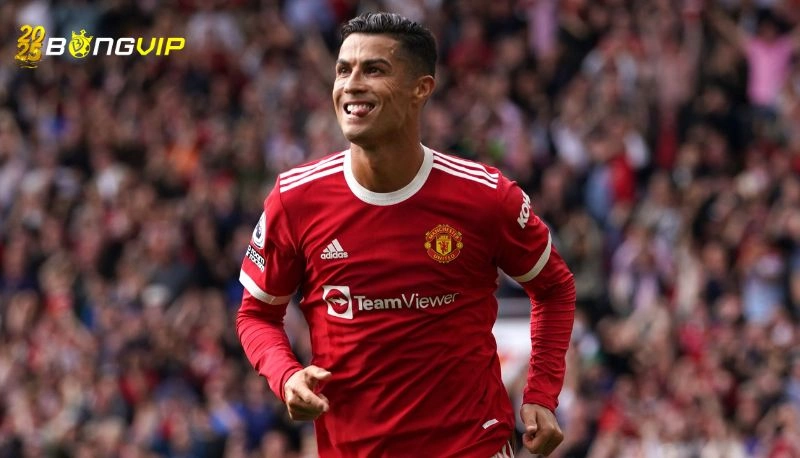 Ronaldo tạo cách biệt lớn nhất với Messi trong sự nghiệp Ronaldo – Vị vua của những kỷ lục