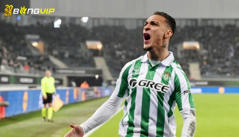 Khoảnh khắc Antony tỏa sáng rồi nhận thẻ đỏ ở La Liga Bàn thắng quan trọng mở ra hy vọng tỏa sáng