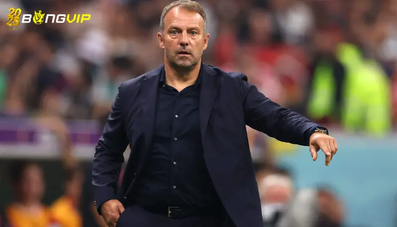 Flick phạt cầu thủ Barca vì đến muộn Phản ứng của cầu thủ và ban huấn luyện khi Flick phạt cầu thủ Barca vì đến muộn