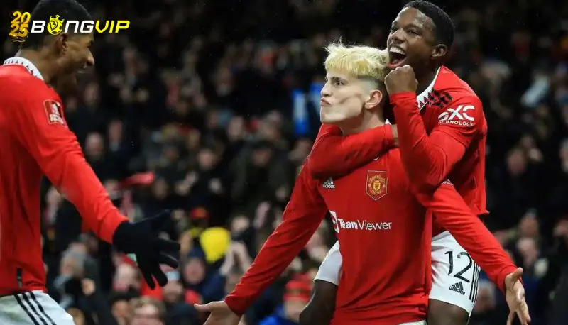 Man Utd loại đội bóng của Van Nistelrooy tại FA Cup Diễn biến trận đấu Man Utd loại đội bóng của Van Nistelrooy tại FA Cup