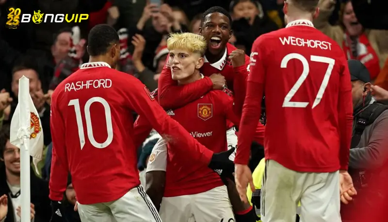 Man Utd loại đội bóng của Van Nistelrooy tại FA Cup Cuộc hội ngộ đầy cảm xúc khi Man Utd loại đội bóng của Van Nistelrooy tại FA Cup