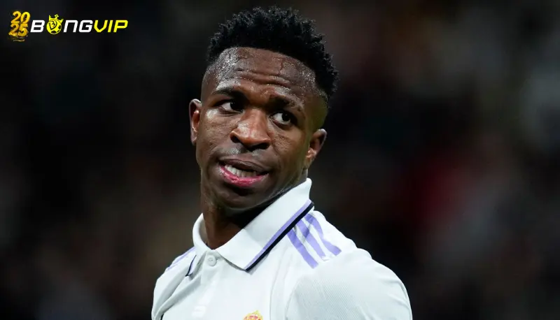 Vinicius móc mỉa CĐV Man City Tình huống Vinicius tỏa sáng - Vinicius móc mỉa CĐV Man City