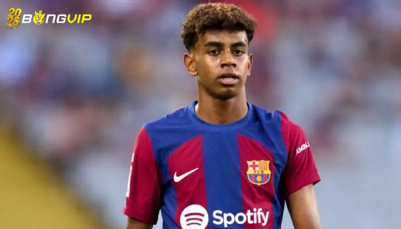 Yamal vượt Ronaldo, Messi và Mbappe ở tuổi 17 Sự nổi lên của Yamal vượt Ronaldo, Messi và Mbappe ở tuổi 17