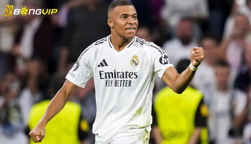 Mbappe tự hào bắt kịp Ronaldo trong mùa ra mắt Real Hành trình chinh phục những cột mốc mới khi Mbappe tự hào bắt kịp Ronaldo trong mùa ra mắt Real