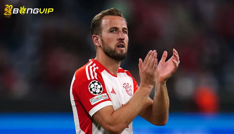 Ballack: 'Kane khó lên đỉnh cao cùng Bayern' Cảnh báo từ Ballack: 'Kane khó lên đỉnh cao cùng Bayern' – người từng trải qua cảm giác lỡ hẹn