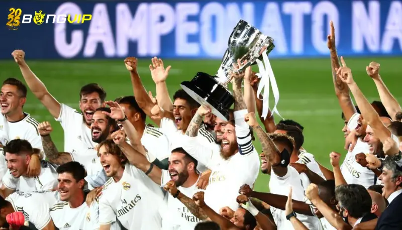 Real chưa đầu hàng trước Barca Bản lĩnh lên tiếng đúng lúc - Real chưa đầu hàng trước Barca