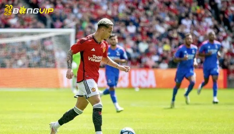 Soi kèo Lyon vs Man United 11/04 giải Europa League Nhận định kèo chuẩn xác từ chuyên gia uy tín